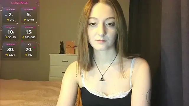 white liillyy online show from 02.02.26