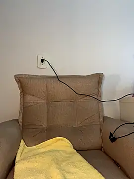 MarianaNinfa online show from 11.28.25