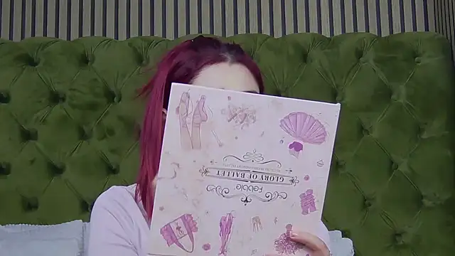 LunaHart online show from 02.04.26