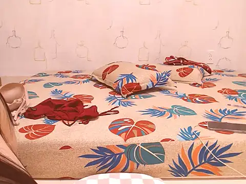 Snapshot of Cherry__99 chatting on 12.01.25 Cherry 99 online show from 12.01.25