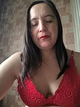 Snapshot of EvelinCutex chatting on 11.07.25 EvelinCutex online show from 11.07.25