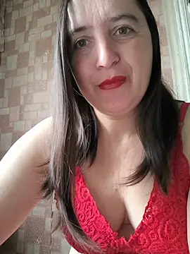 Snapshot of EvelinCutex chatting on 11.28.25 EvelinCutex online show from 11.28.25