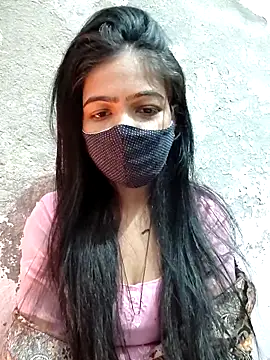 Paakhi-Singh online show from 11.20.25