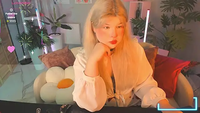 Snapshot of LilithNelson chatting on 09.28.25 LilithNelson online show from 09.28.25