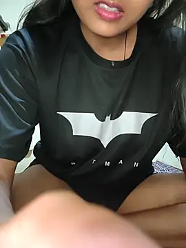 RAYI Queen 2 online show from 03.20.26