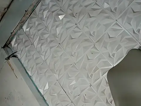 Snapshot of hugecockbabe chatting on 02.12.26 hugecockbabe online show from 02.12.26