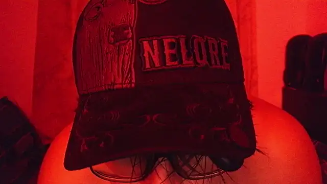 Snapshot of Jhoan_Andrea chatting on 11.12.25 Jhoan Andrea online show from 11.12.25