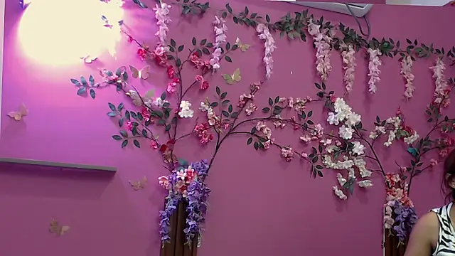 skinnybarbie022 online show from 01.19.26