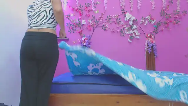 skinnybarbie022 online show from 02.01.26