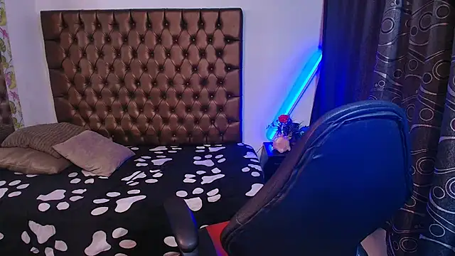 lailahdark online show from 04.06.26