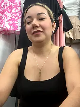 Snapshot of Fabii15 chatting on 09.13.25 Fabii15 online show from 09.13.25