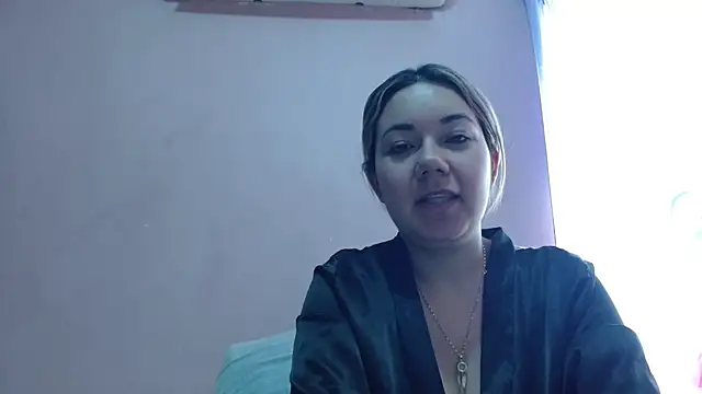 Snapshot of Fabii15 chatting on 10.07.25 Fabii15 online show from 10.07.25