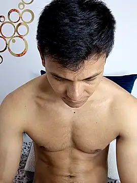 Snapshot of Valois2025 chatting on 11.09.25 Valois2025 online show from 11.09.25