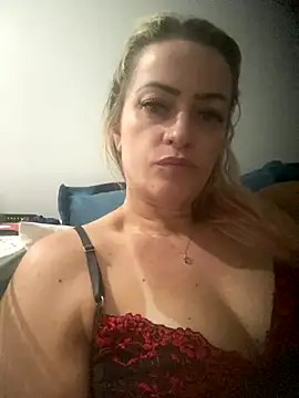 Snapshot of Alerquinasc chatting on 01.06.26 Alerquinasc online show from 01.06.26