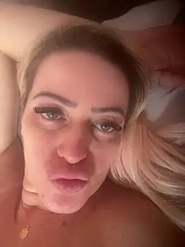 Snapshot of Alerquinasc chatting on 01.14.26 Alerquinasc online show from 01.14.26