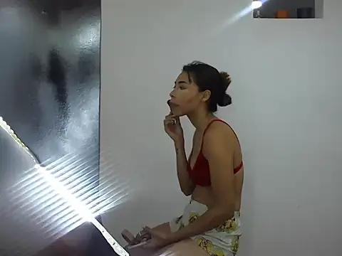 MeganAndMaxxh online show from 09.14.25