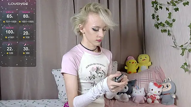 Snapshot of NextVibe_ chatting on 10.22.25 NextVibe online show from 10.22.25