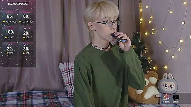 Snapshot of NextVibe_ chatting on 01.13.26 NextVibe online show from 01.13.26