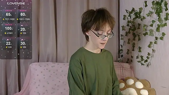 Snapshot of NextVibe_ chatting on 03.13.26 NextVibe online show from 03.13.26