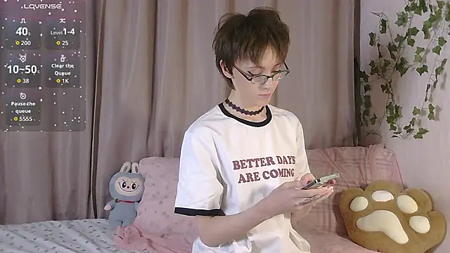 Snapshot of NextVibe_ chatting on 04.15.26 NextVibe online show from 04.15.26