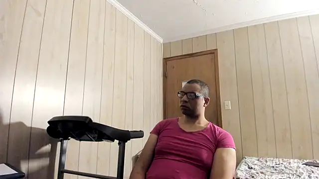 Snapshot of NaturalBeautyQueen chatting on 06.29.26 NaturalBeautyQueen online show from 06.29.26