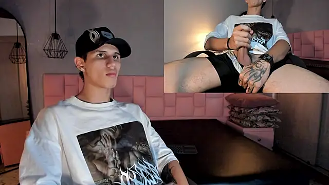 Snapshot of _realwav chatting on 11.11.25 realwav online show from 11.11.25