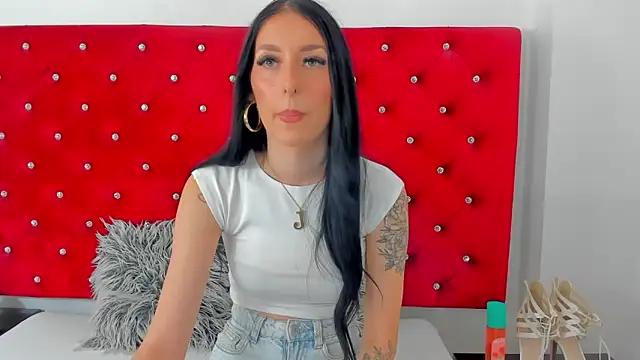 Snapshot of PleasureJasmine chatting on 09.26.25 PleasureJasmine online show from 09.26.25