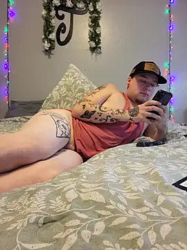 matty244 online show from 10.18.25