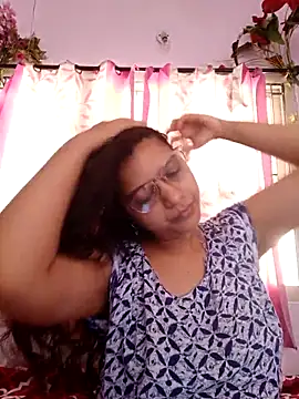 Snapshot of thanusi_2 chatting on 12.02.25 thanusi 2 online show from 12.02.25