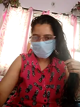 Snapshot of thanusi_2 chatting on 01.06.26 thanusi 2 online show from 01.06.26