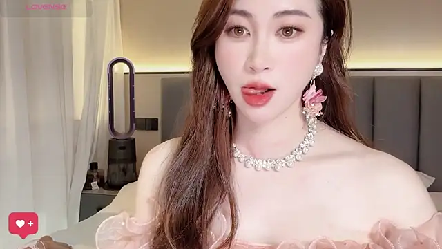 Snapshot of wuyueaini chatting on 05.10.26 wuyueaini online show from 05.10.26