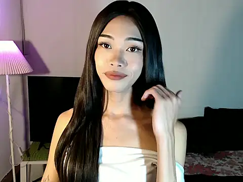holyakiesha online show from 05.24.26