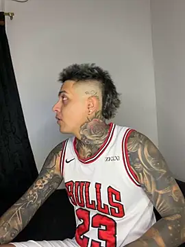 golden girl house online show from 03.05.26