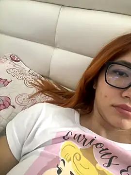 Snapshot of AmeliaRossi_ chatting on 09.25.25 AmeliaRossi online show from 09.25.25