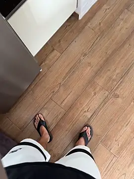 Manu97k online show from 12.18.25