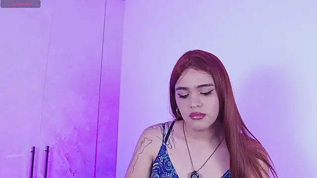 Snapshot of lizzywindsor chatting on 01.10.26 lizzywindsor online show from 01.10.26