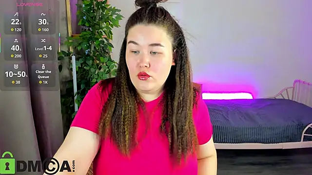 Snapshot of Tara_Torres chatting on 11.27.25 Tara Torres online show from 11.27.25