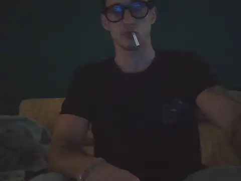 Snapshot of -xxxtoyboyxxx- chatting on 12.14.25 -xxxtoyboyxxx- online show from 12.14.25