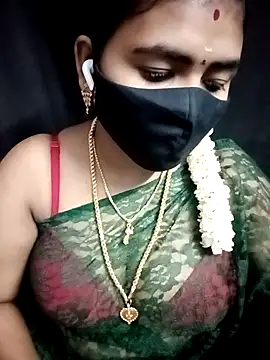 Snapshot of Tamil_Lotus chatting on 09.26.25 Tamil Lotus online show from 09.26.25