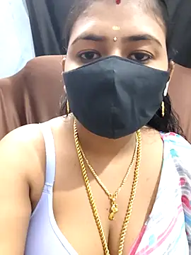 Snapshot of Tamil_Lotus chatting on 12.14.25 Tamil Lotus online show from 12.14.25