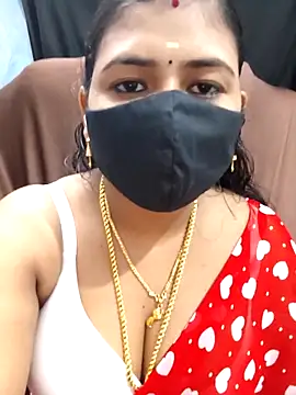 Snapshot of Tamil_Lotus chatting on 12.17.25 Tamil Lotus online show from 12.17.25