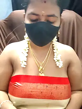 Snapshot of Tamil_Lotus chatting on 02.04.26 Tamil Lotus online show from 02.04.26