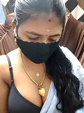 Snapshot of Tamil_Lotus chatting on 06.27.26 Tamil Lotus online show from 06.27.26