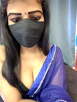 Snapshot of Misss-julli chatting on 03.19.26 Misss-julli online show from 03.19.26