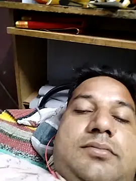 Snapshot of sumit_19 chatting on 10.19.25 sumit 19 online show from 10.19.25