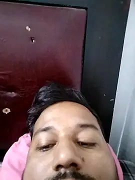 Snapshot of sumit_19 chatting on 11.15.25 sumit 19 online show from 11.15.25