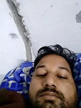 Snapshot of sumit_19 chatting on 11.18.25 sumit 19 online show from 11.18.25