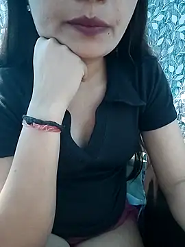 Snapshot of Vaani_Actress chatting on 04.18.26 Vaani Actress online show from 04.18.26