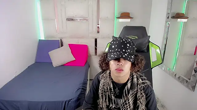 Stein  online show from 11.13.25