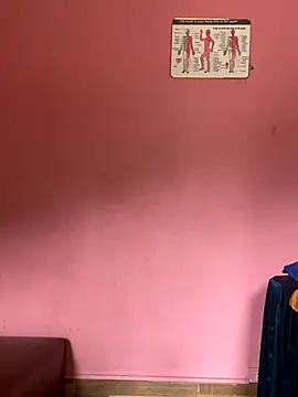 Julia-Elsa online show from 10.17.25